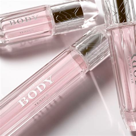 น าหอม burberry body tender pantip|Burberry body tender กับ Chloe Roses de Chloe .